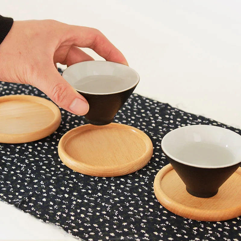 1 dessous de verre rond et carré en bois de hêtre massif, résistant à la chaleur